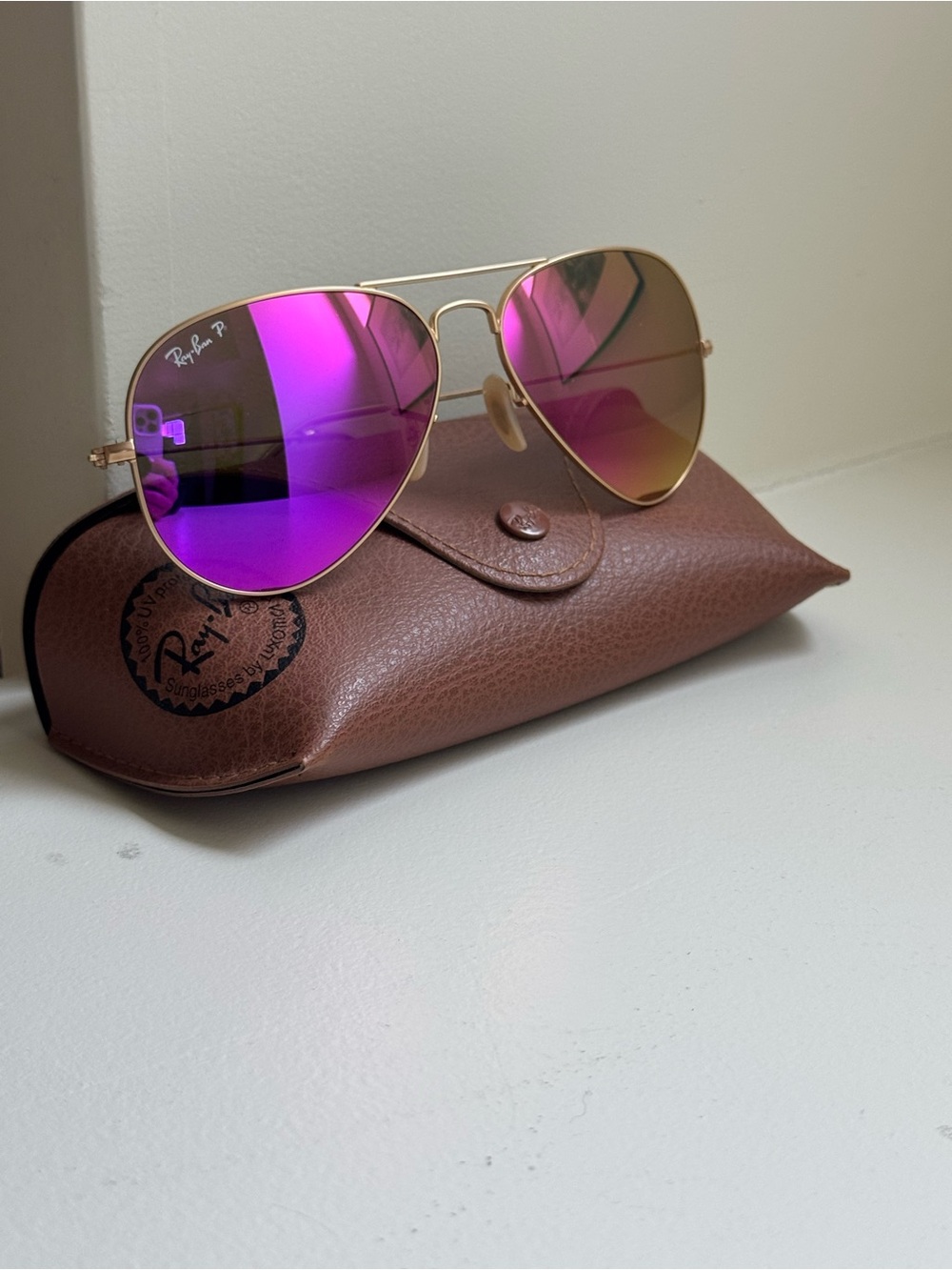 Ray-Ban Polarized Aviator Sunglasses Gold Pink Mirror Lenses + Case